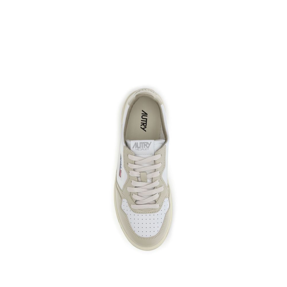 Autry Medalist Low Sneakers